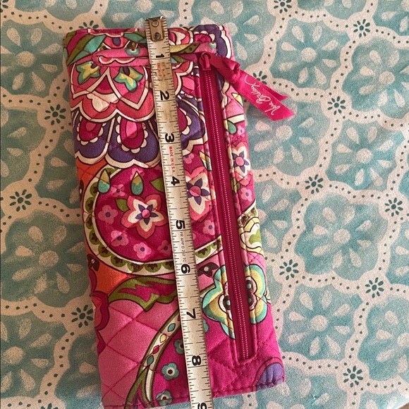 Vera Bradley Pink and Green Quilted wallet - Picture 5 of 6